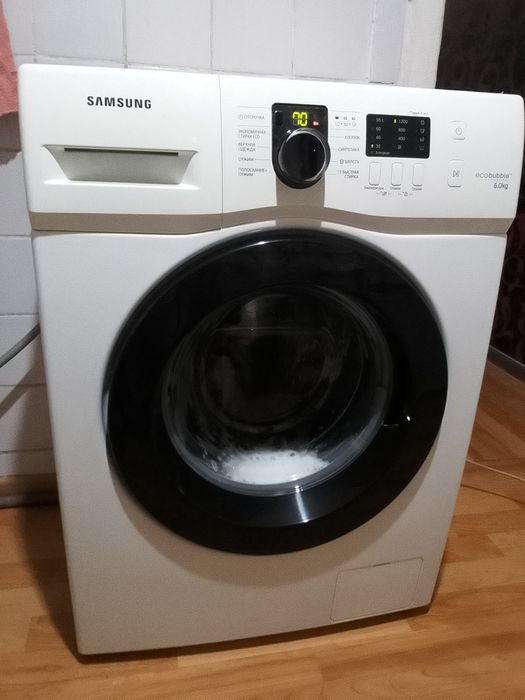 Продам стиральную машину