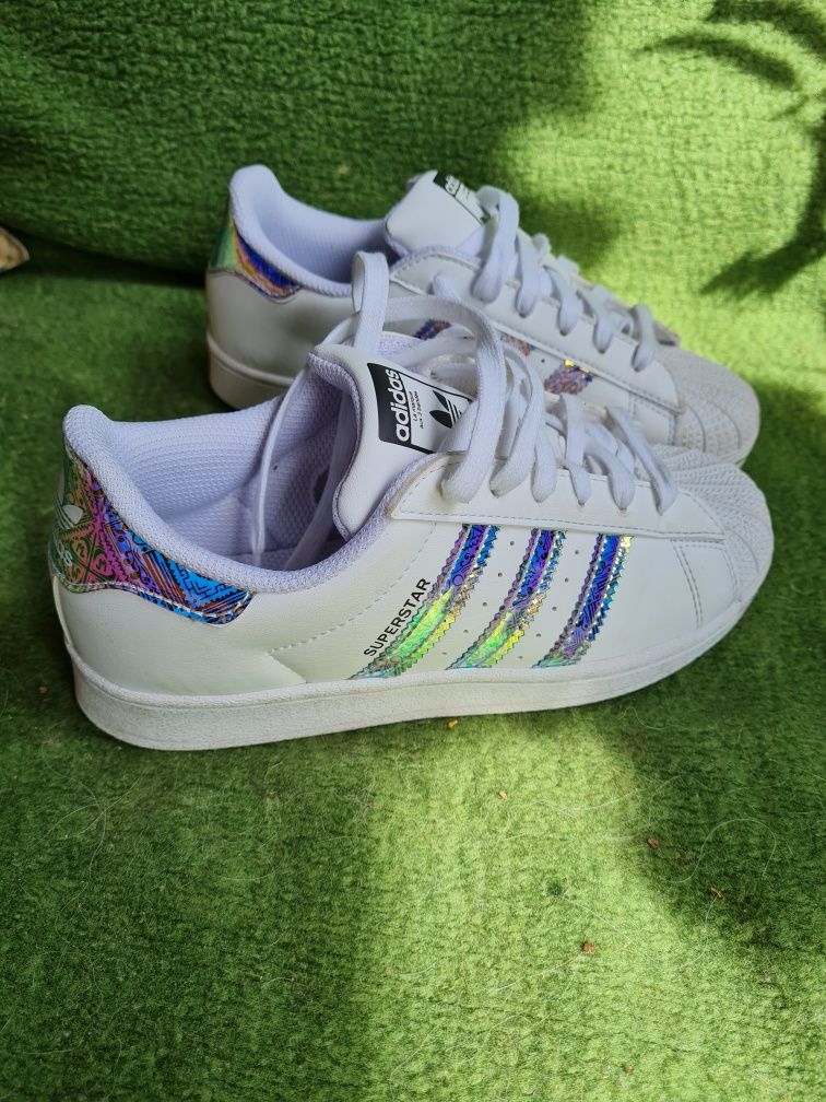 Детски маратонки Adidas -superstar 33,5