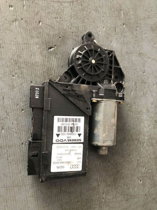 Motoras geam dreapta spate audi a4 b6