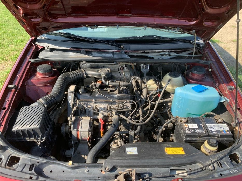 Volkswagen Passat B3 35i 1992