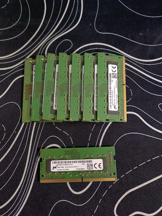 ОЗУ ддр4 8ГБ  для Ноутбука снятые с новых ноутов