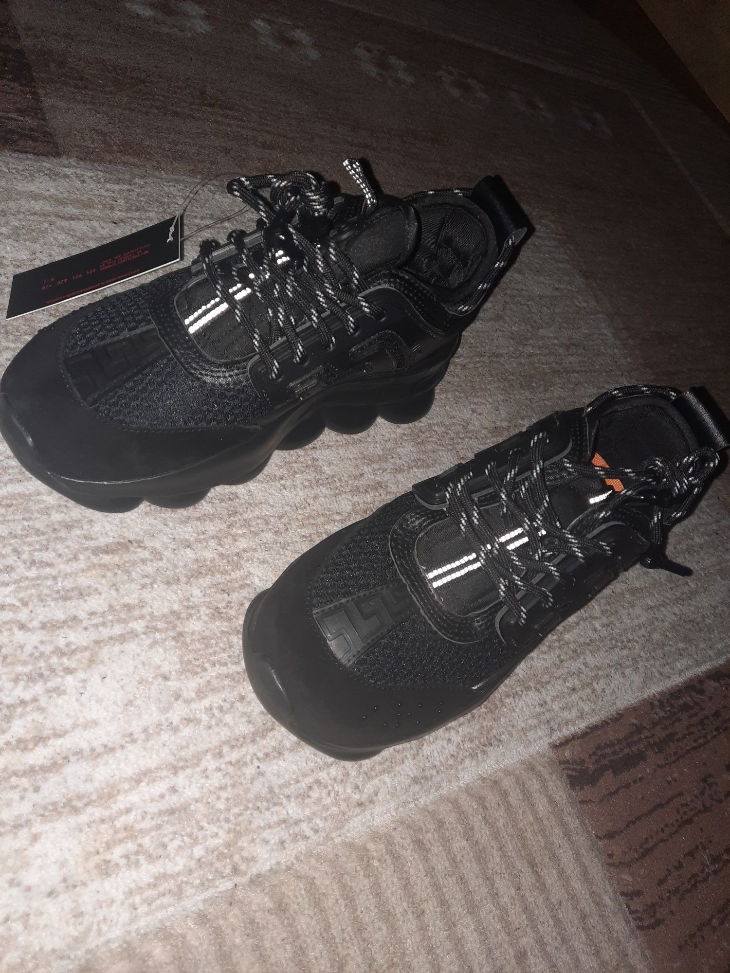 Versace Chain Reaction Negru / Alb (Black / White)