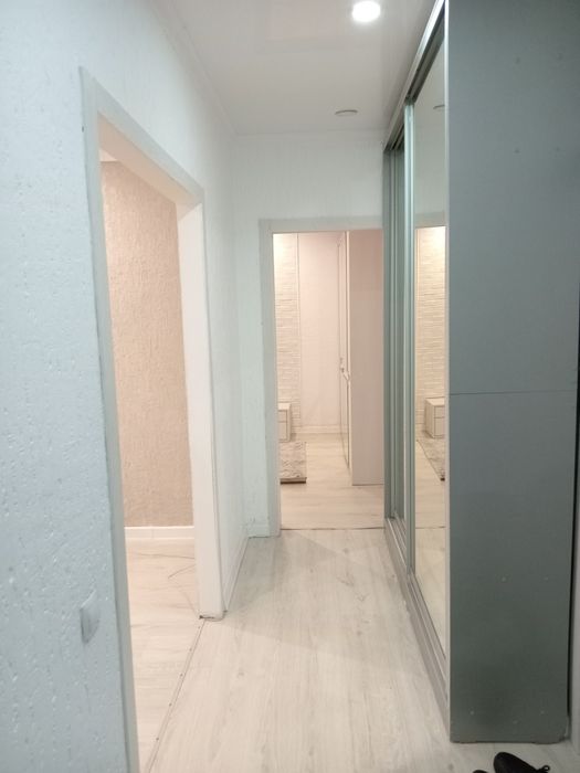 Сдам двух комнатную квартиру.