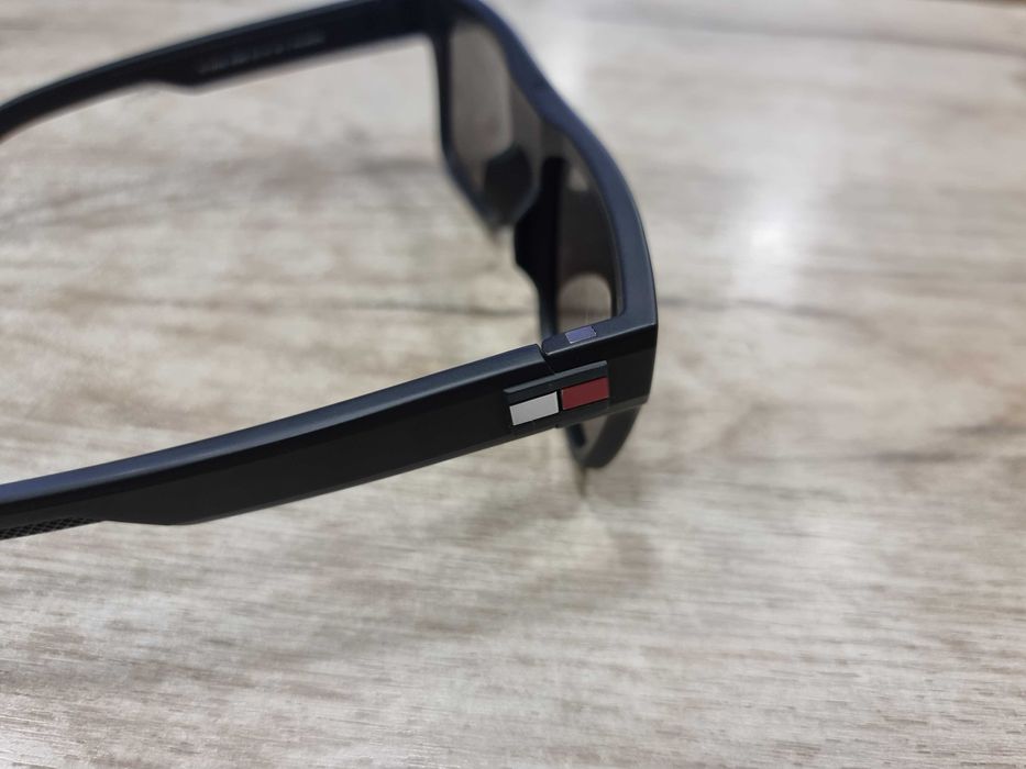 TOMMY HILFIGER Cлънчеви очила