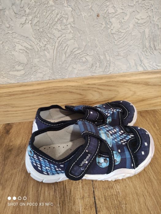 Пантофи за момче 27