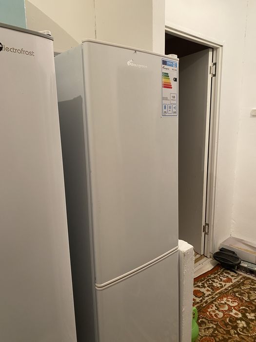 Холодильник сатылады срончы ақша керек новый