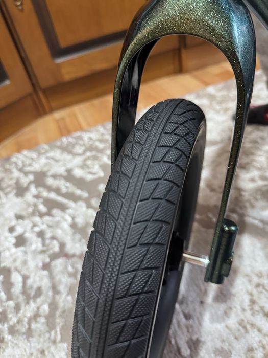 Vand bicicleta de echilibru 12inch NOUA