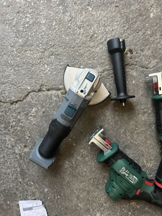 Ferestau de 12v cu acumulator si incarctor