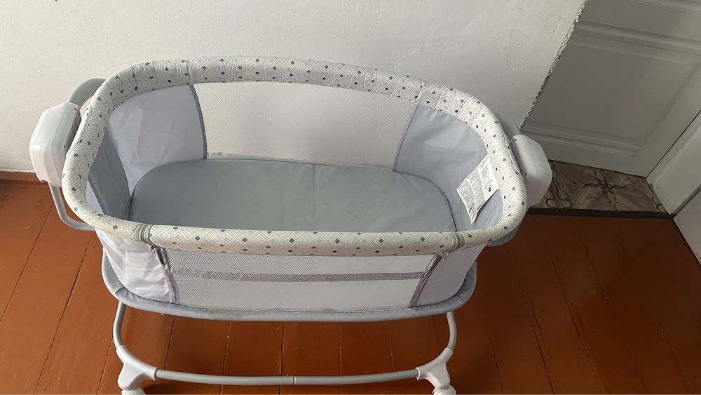 Продам детский манеж,коляска