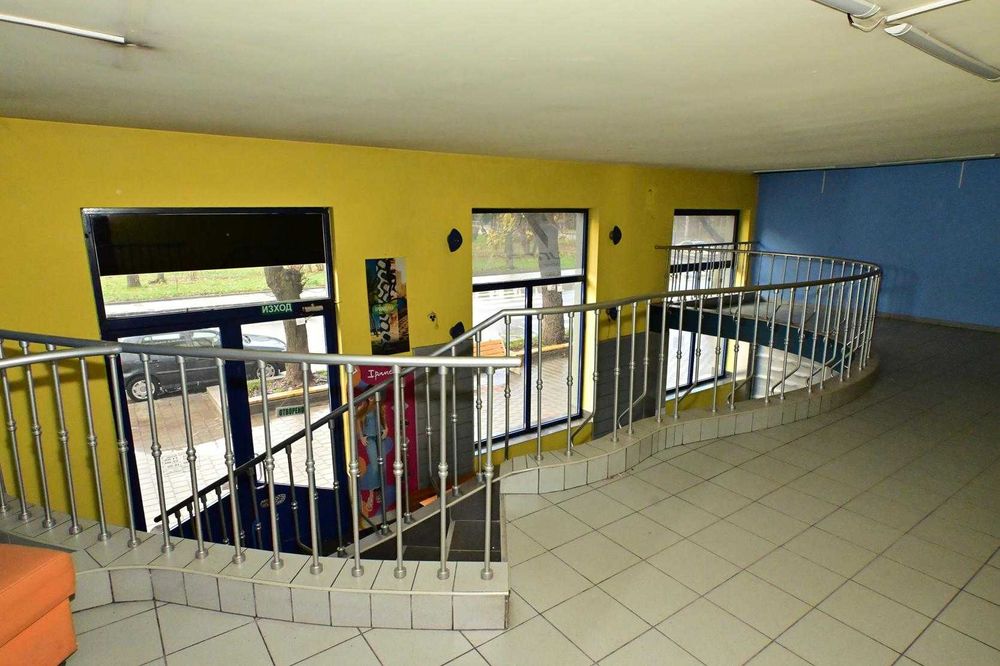 Кафе-сладкарница в гр. Перник, кв. Изток