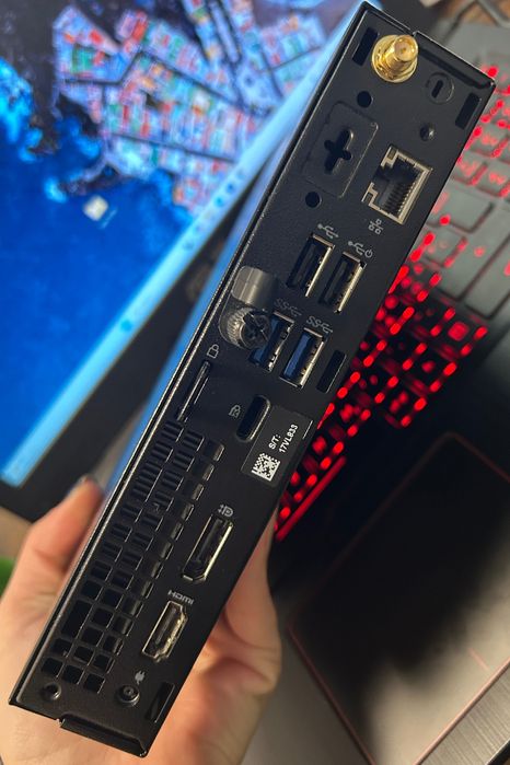 Mini PC birou Dell OptiPlex 3070 ,i3 Gen9, 16GB RAM, SSD 512GB, WI-FI