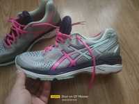 Adidași Asics Gel Kayano dama,mărime 42,5