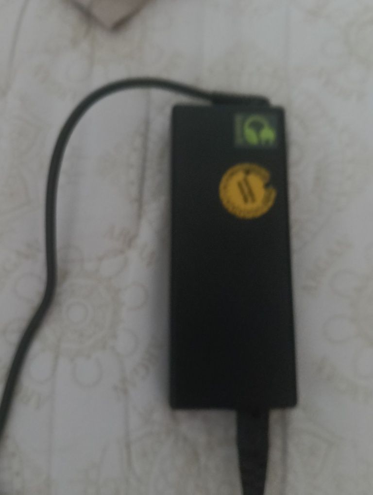 Продавам лаптоп фуджицу