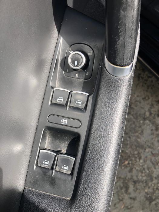 Bara spate Vw Passat B7 senzori de parcare Negru LC9X dubla evacuare