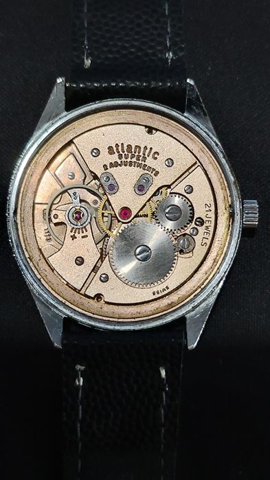 Atlantic worldmaster super de luxe, mecanism Eta 1113.