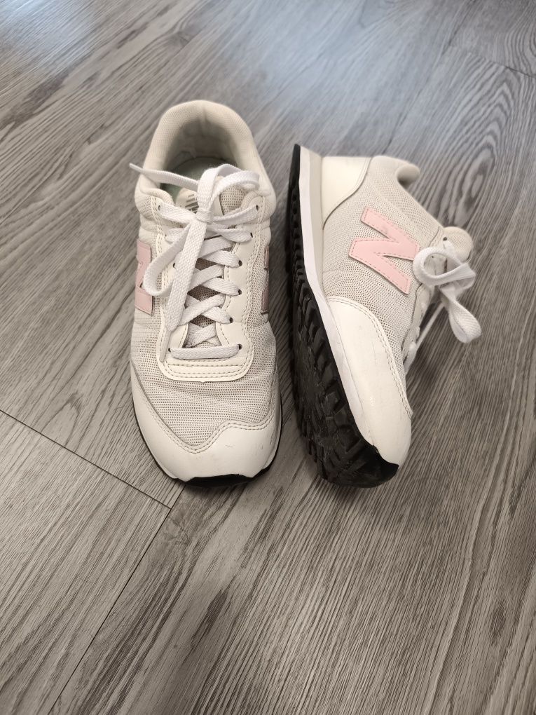 Маратонки new balance 400 39 номер