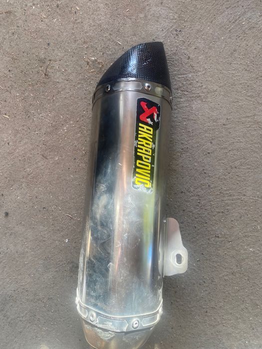 Toba de akrapovic