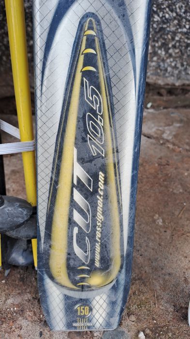 Комплект 3 броя ски,със 2  комплекта щеки