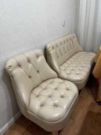 Продам кожаные диван и 2 кресла