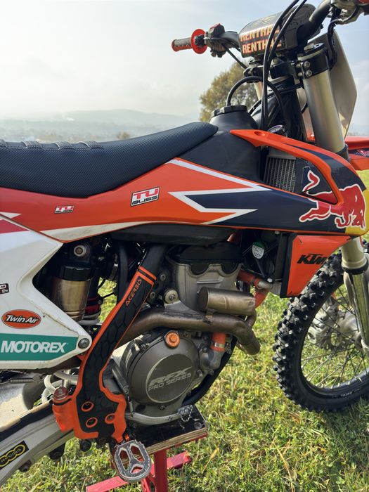 Vând cross Ktm 250 2018