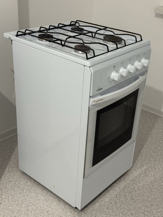 Кухонная плита Flama RG24019-W белый и раквину новый
