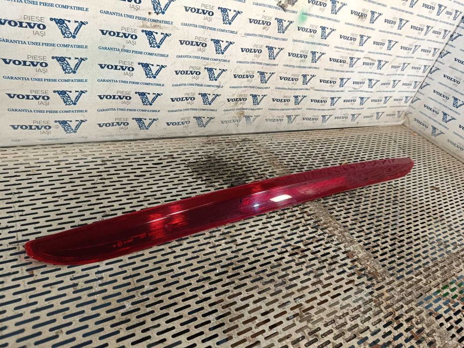 Stop luneta Volvo XC60 2009-2016 89073320