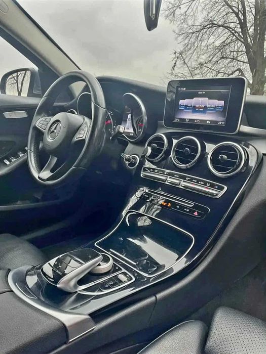 Mercedes Benz c220