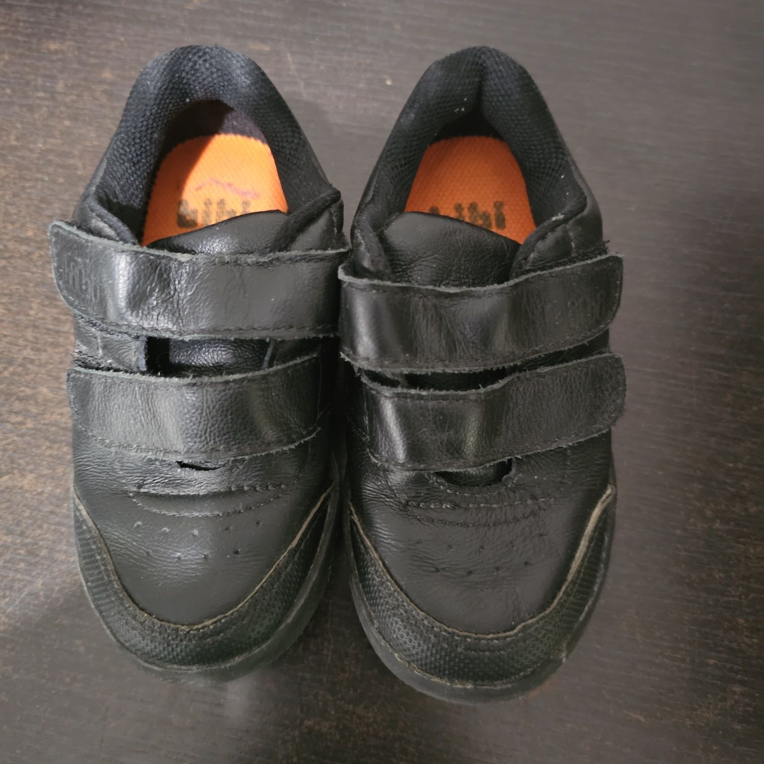 Adidasi bibi shoes mărimea 26