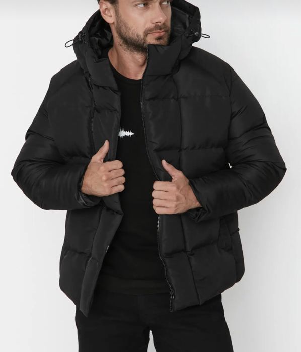 Geaca iarna noua eticheta