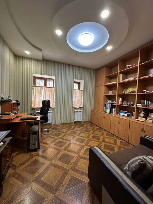 Продается дом рядом с российским посольством