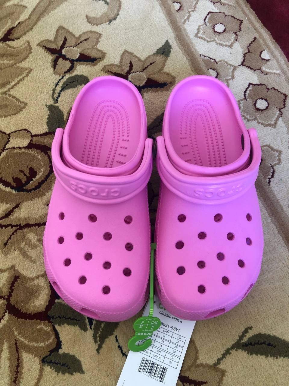 Продаётся Crocs. Новый