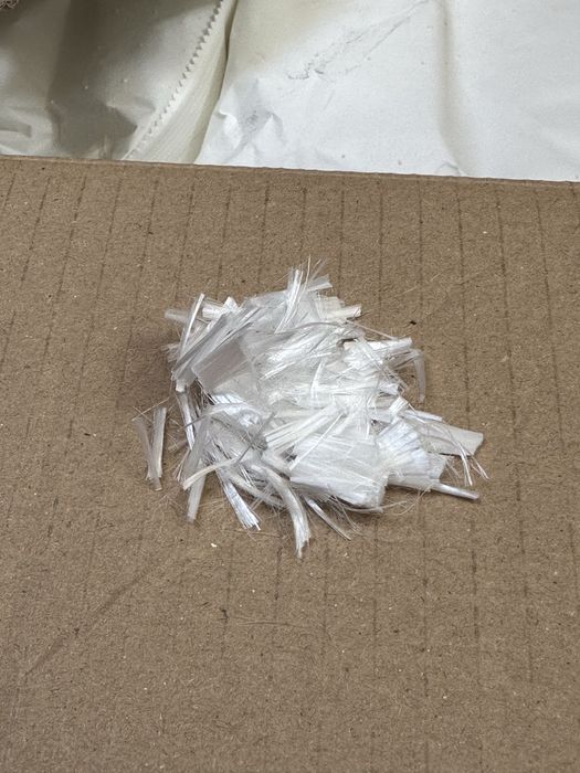 Quart IsoPlam gri, tabac, rosu, fibra pentru beton