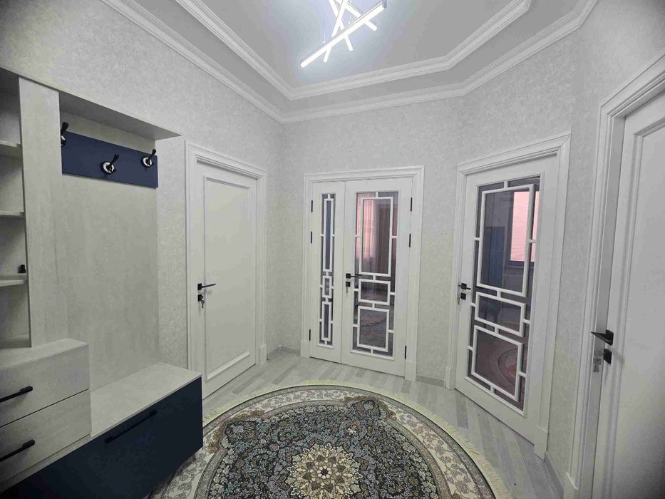 Сдаётся люкс 2х комнатная квартира в центре города.Ор:Вокзал,4 школа