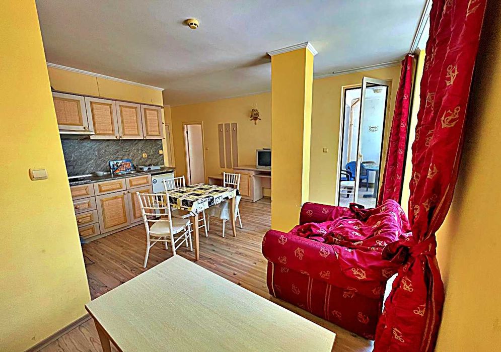 Продава се Двустаен апартамент в к.к. Слънчев бряг - 58 кв.м за 1052 €/кв.м - Снимка #1