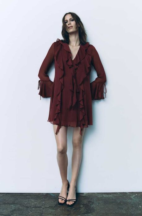 Rochii, cămăși, seturi Zara