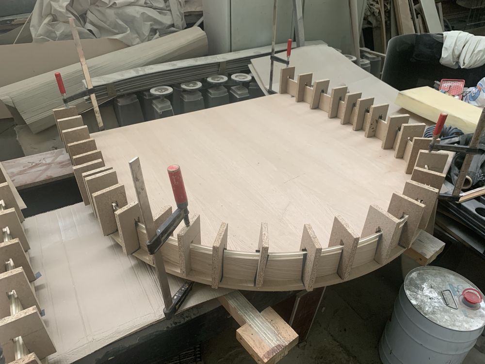Masa de poker model unic din stejar CustomTables.eu stoc