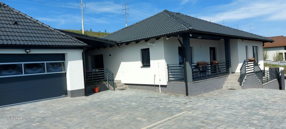 Casă tip Mediteranean*Constructie nouă*Panoramă frumoasă asupra orasul