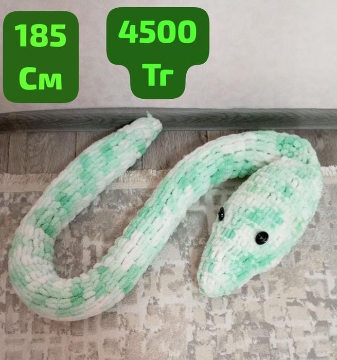 Продаю змей символ 2025 года