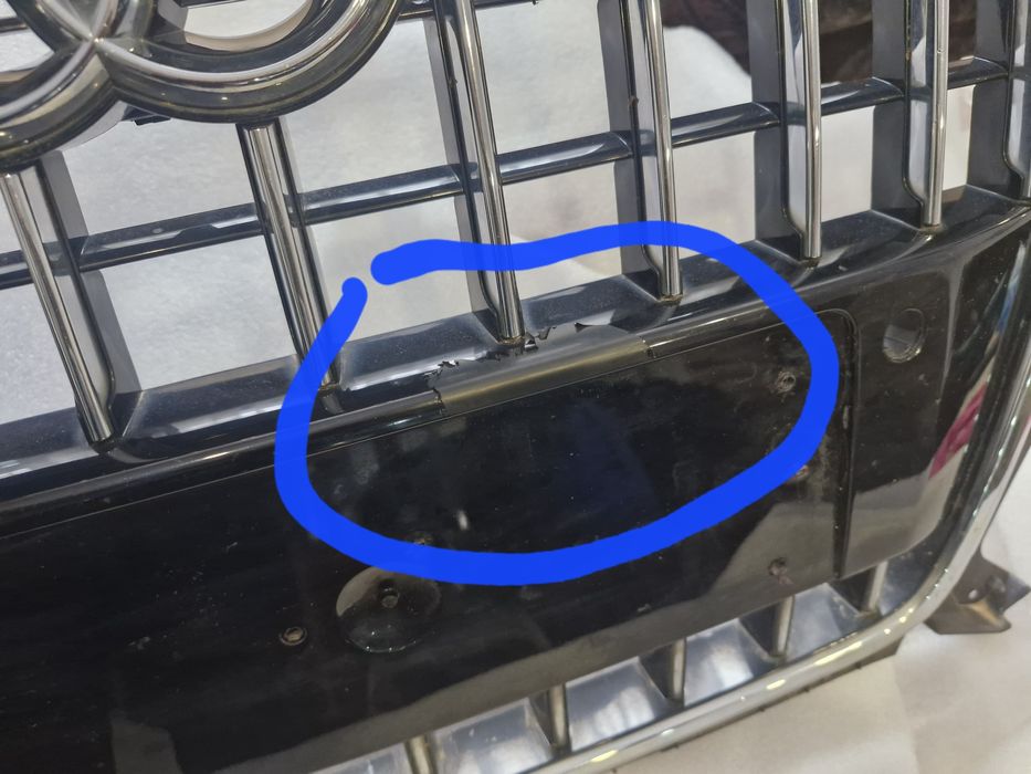 Решетка за Q5 2013г