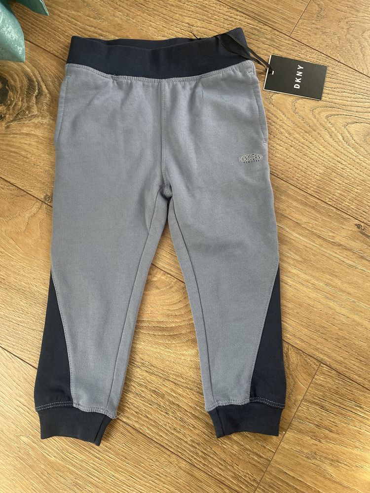Ватиран комплект DKNY