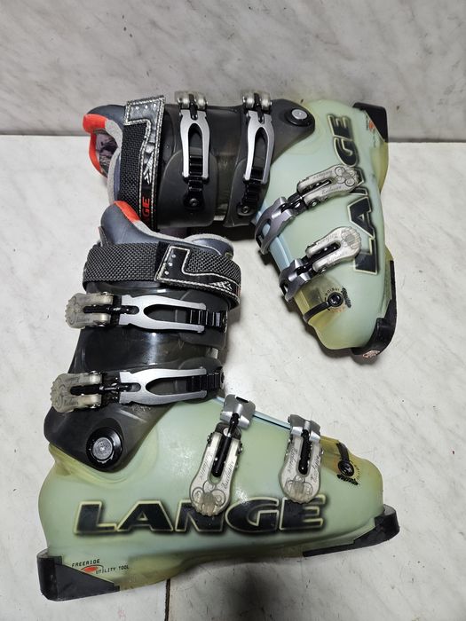 Clapari ski schi  Lange mondo  25 corespunde mărimii 38