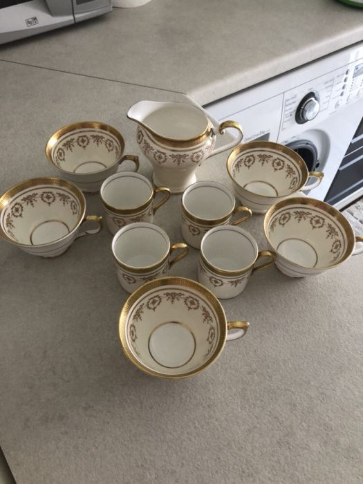 Set vintage poleit cu aur!