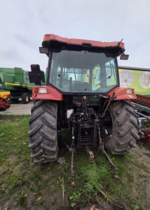 Tractor CASE IH JXU 115