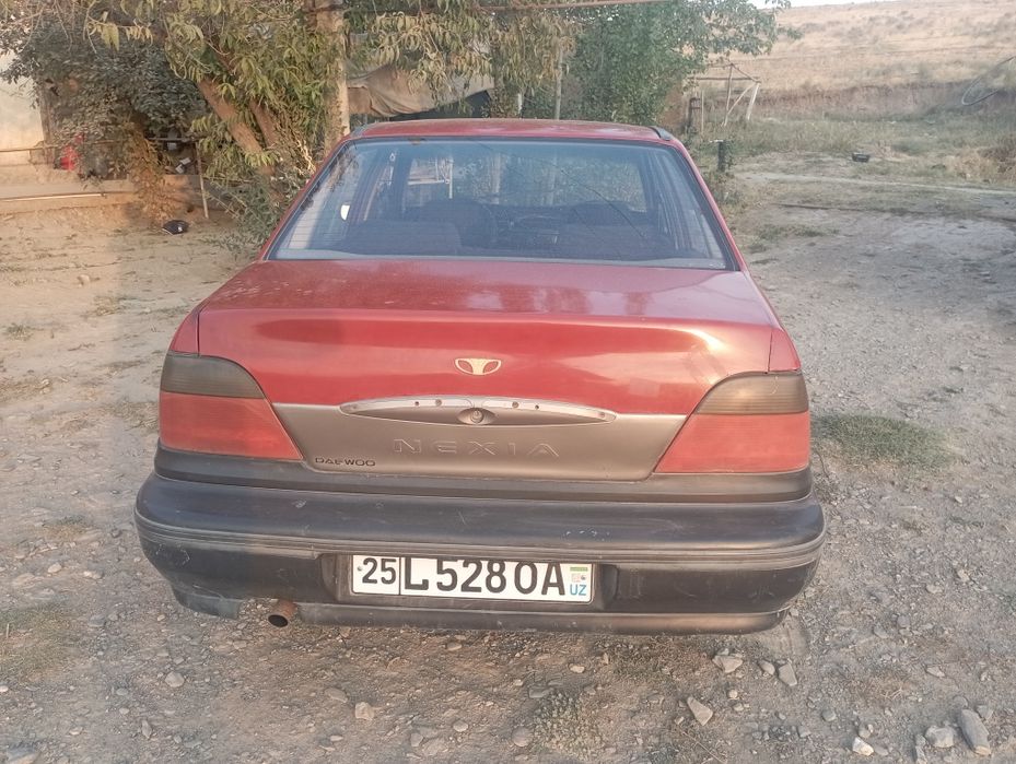 Neksiya mashina yaxshi. kami bor