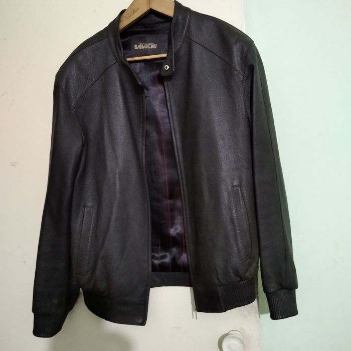 Продам из натуральной кожи.