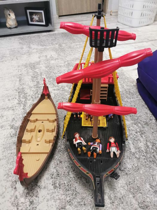 Barci playmobil si figurine