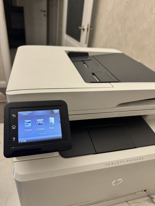 Принтер цветной hp