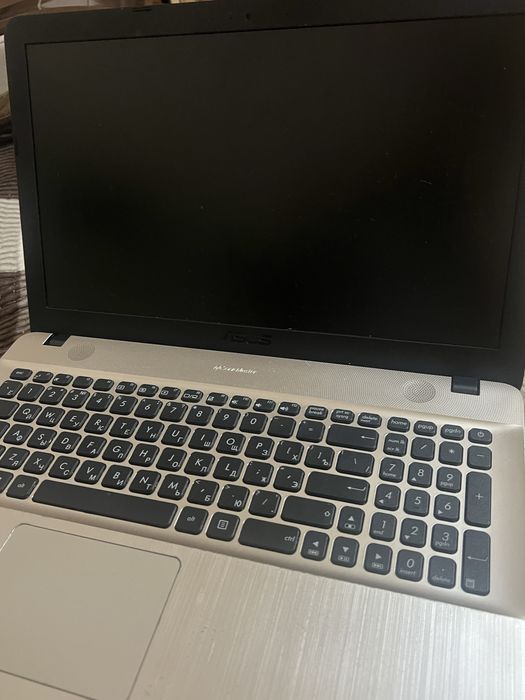 Ноутбук ASUS продаю