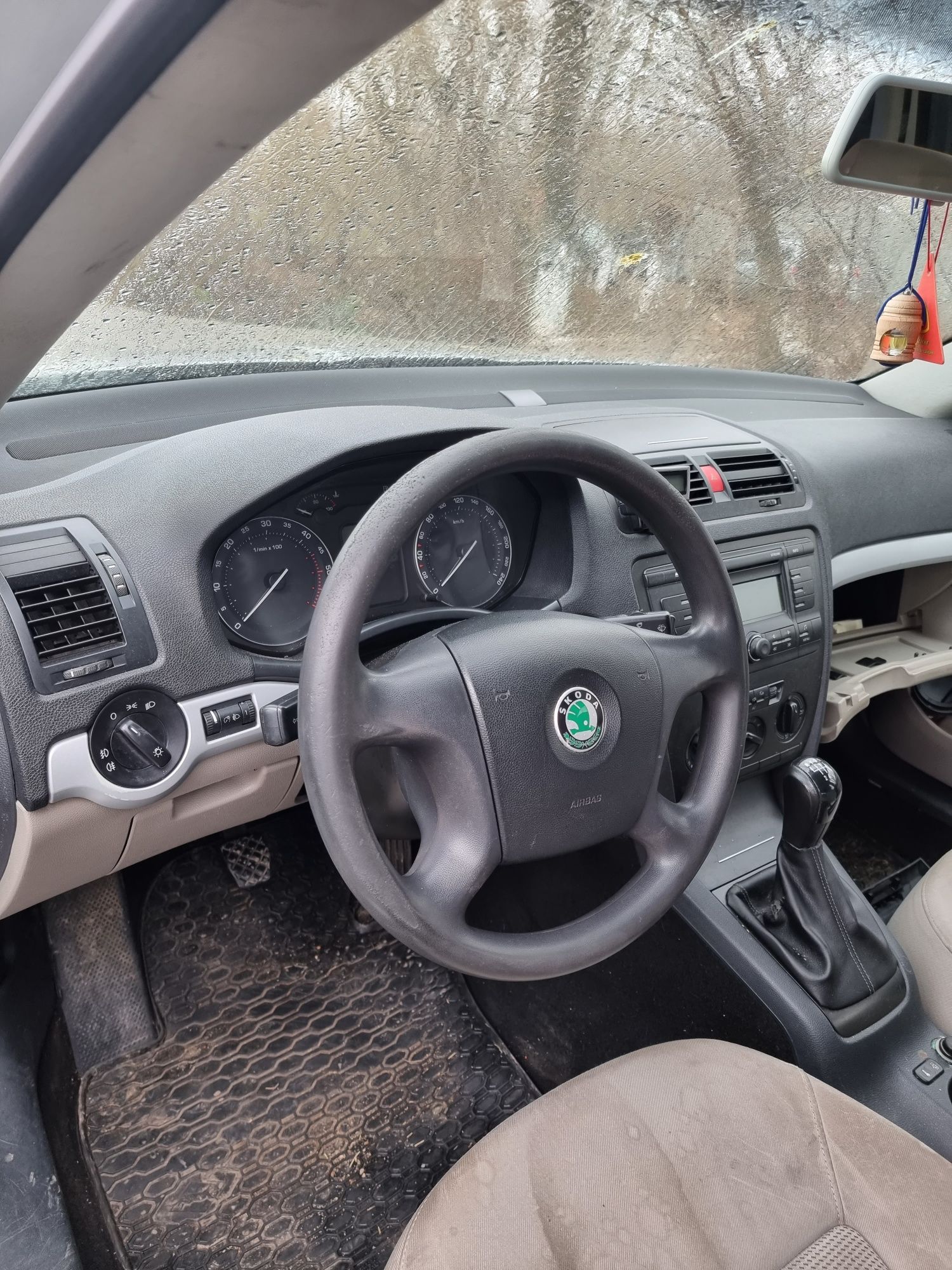 Dezmembrez skoda octavia 2 1.9 bkc bxe bkd bmm