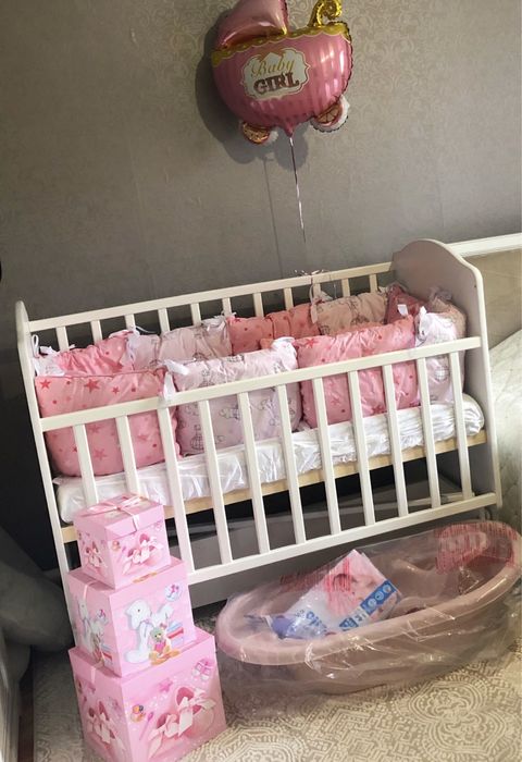 Продам манеж в отличном состоянии